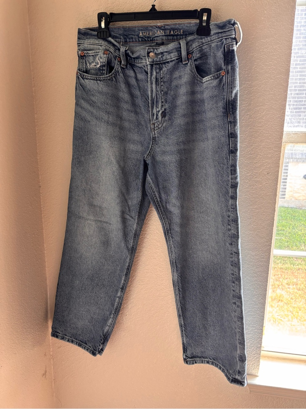 American Eagle Outfitters women’s loose baggy  Strigid Vintage Wash Jeans 12S